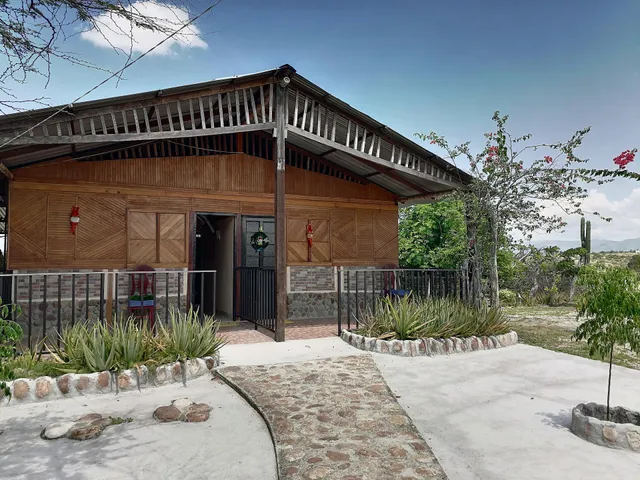 Hostal Noches De Saturno