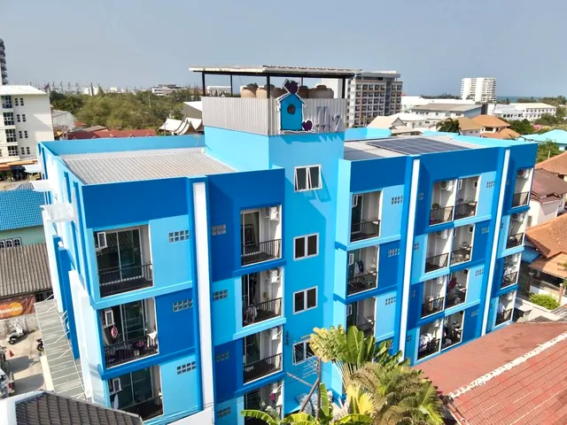 H12, The Stylish Apartment