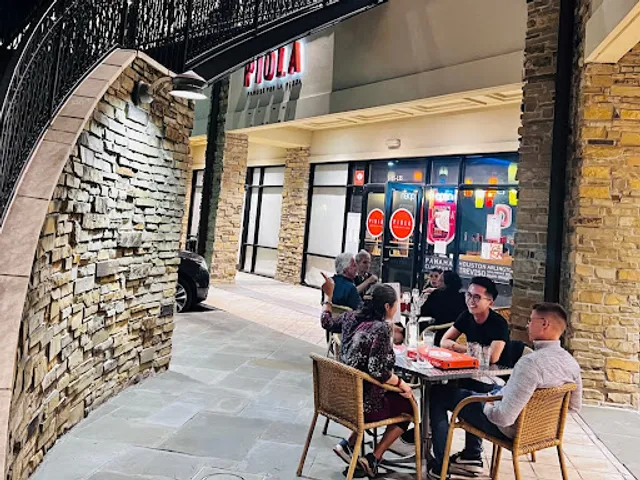 Piola Houston Memorial