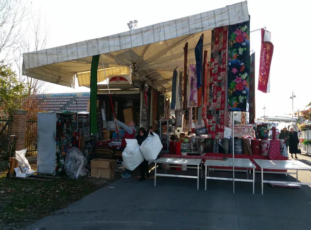 Mercato Settimanale del Lido