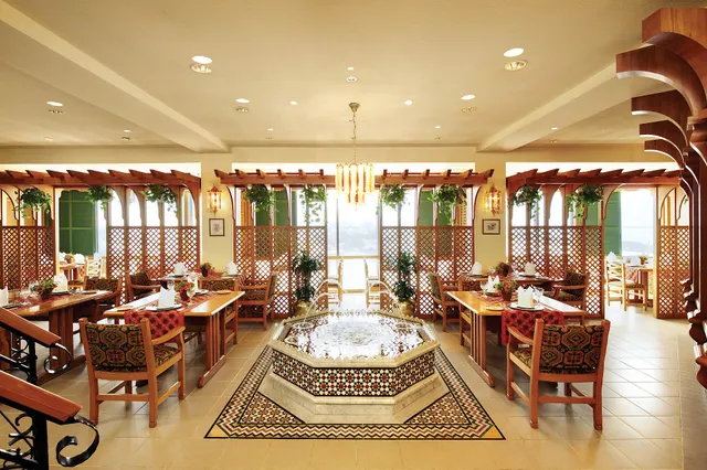 Le Tarbouche Lebanese Restaurant