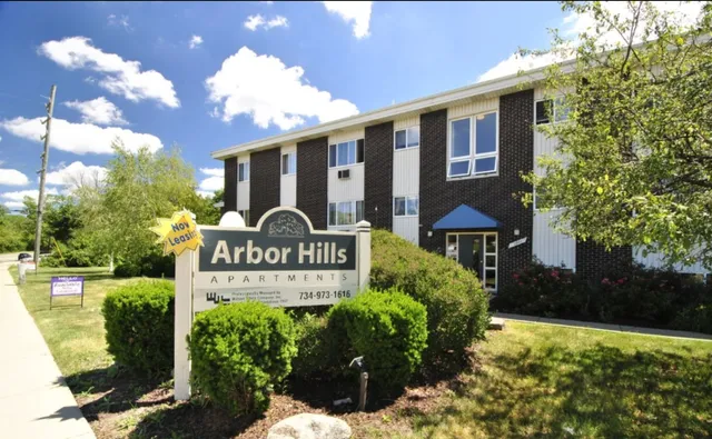 Arbor Hills Apartments