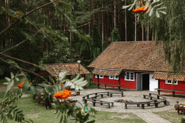 Wiatraki Nature Resort - Kompleks Wypoczynkowo-Szkoleniowy