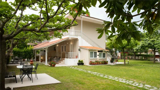 Evaggelia rental apartments