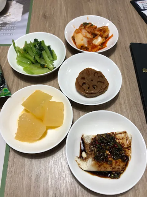 豆腐村 Tofu Village - 竹北享平方店