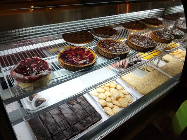 Absolute Bakery & Cafe