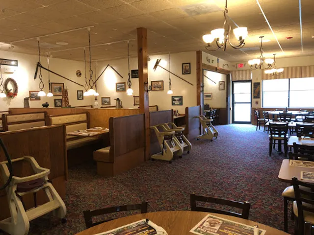 Hoss's Steak & Sea House