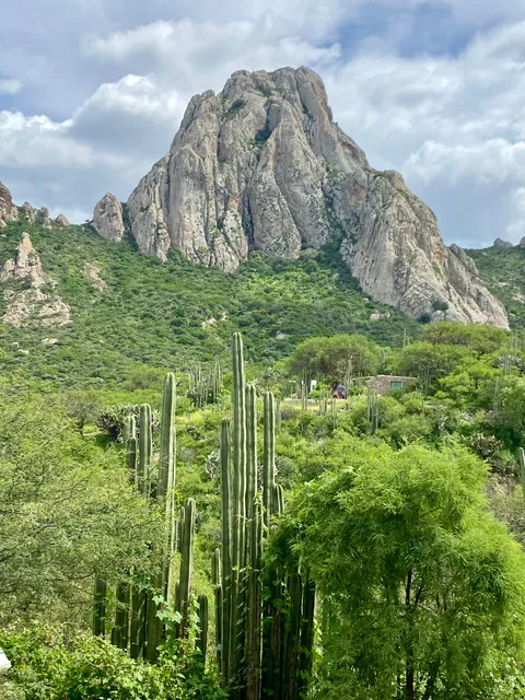 Fuentes Danzantes de La Peña de Bernal