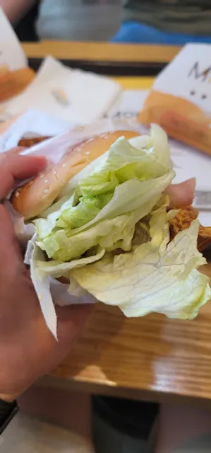 맘스터치 춘천석사CGV점