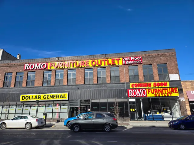 Romo Furniture Outlet