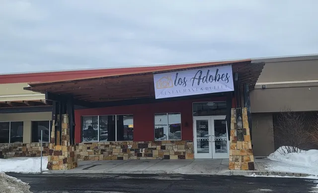 Los Adobes Restaurant & Buffet