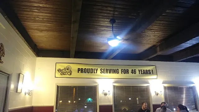 Bonnie & Clyde's Pizza Parlor