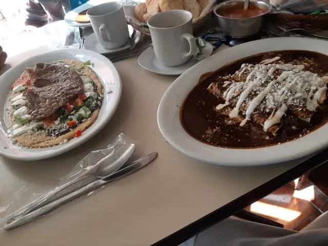 La Casa de los Abuelos Tradicional