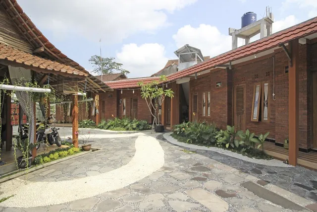 RedDoorz Syariah near Akmil Magelang