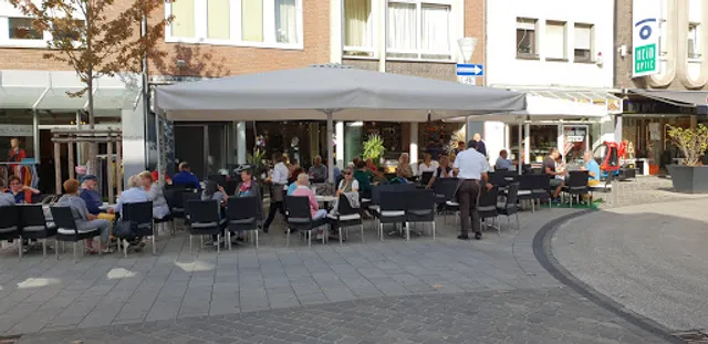 Eiscafe Dolomiti Köstliches Eis vom Italiener