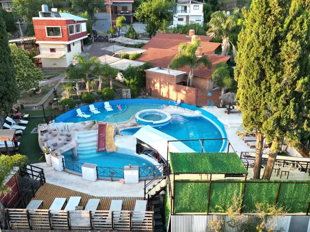 Complejo Los Cipreses