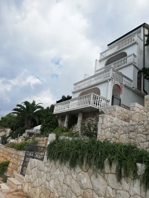 Apartments Dalmatino