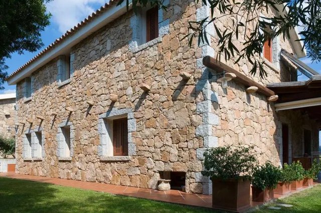 Guest House S’Alzola