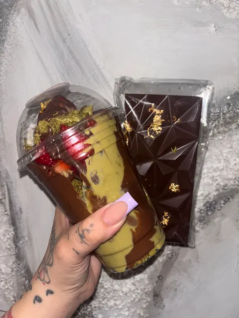 Made with LOVE Drizzled Sweets by Arnela