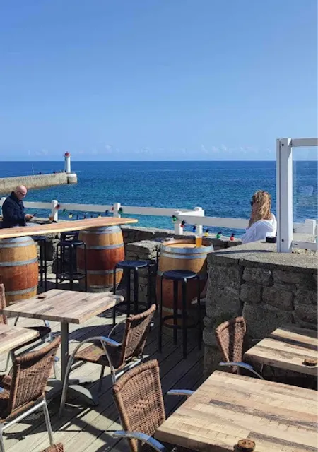 Le Grand Large ⋅ Restaurant Bord de Mer