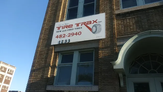 Tom & Paul's Tire Trax Inc