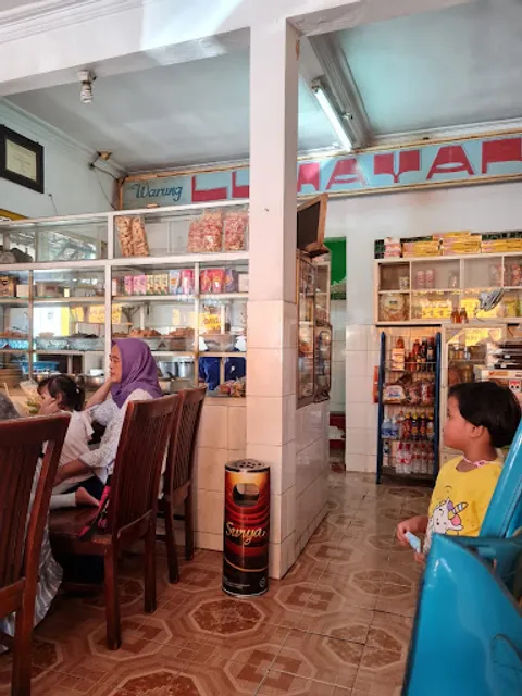 Warung Lumayan