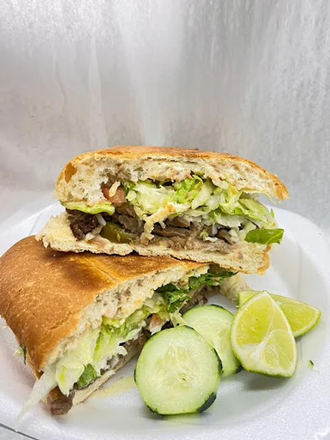 Plato Pronto food truck