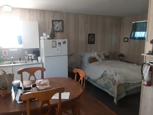 Rock Village Court Cabins