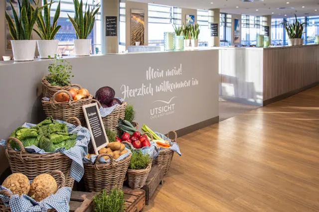 UTSICHT Café & Restaurant