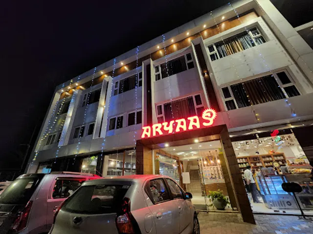 Hotel Aryaas Veg