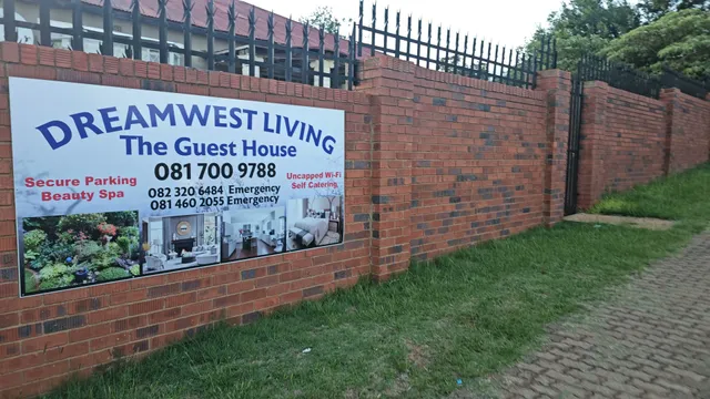 Dreamwest Living Guest House