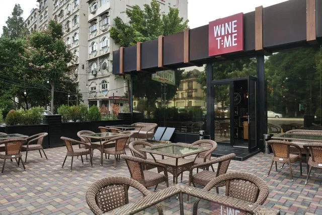 WiNE TIME Bar