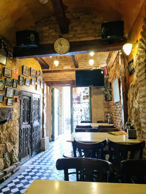 Taberna-Restaurante La Cava