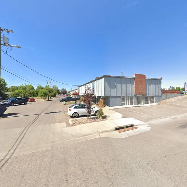 The Crown Bar and Lounge