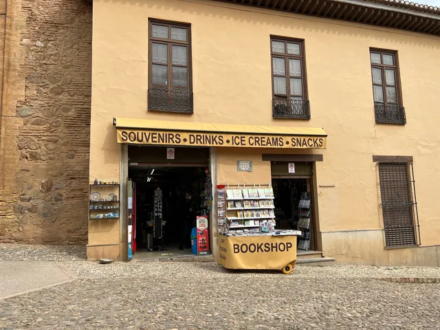 Souvenirs Ruiz Linares