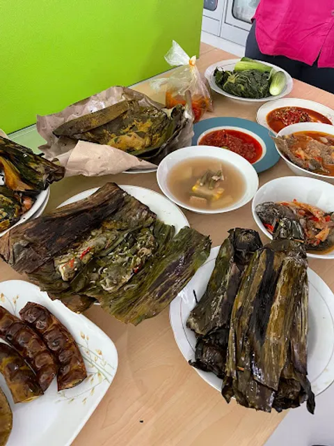 War Betawi Hj. Sa'diyah Pepaya 7 Jagakarsa