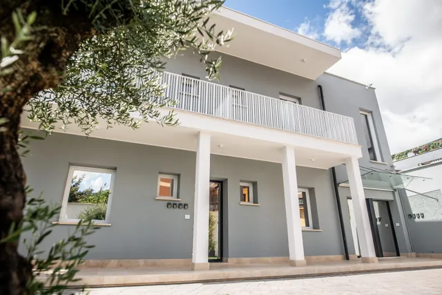 Grey House Guest House Luxury