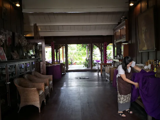 The Gallery Bar & Restaurant