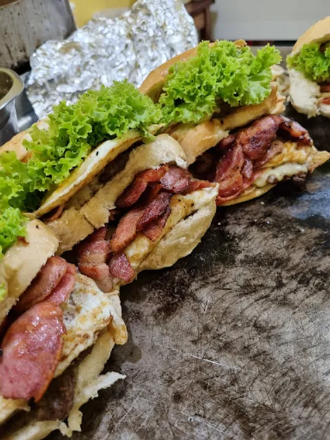 LANCHONETE ALTAS HORAS ZONA NORTE