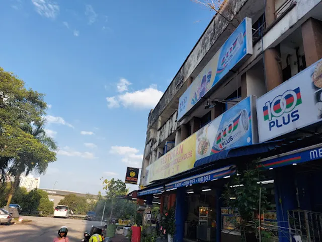 Chicken Cuisine Noodle House