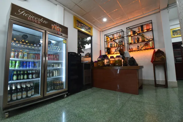 ຮ້ານອາຫານຕົງເບ万象东北人家