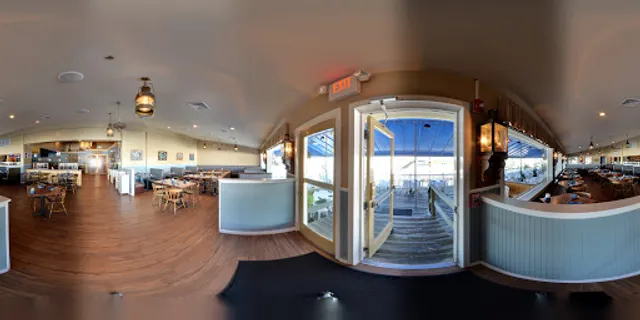 Two Mile Crab House & Crush Bar