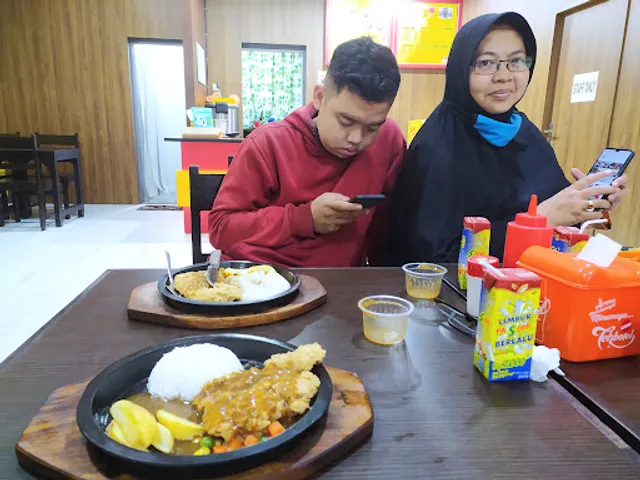 Star Steak Express Pakis