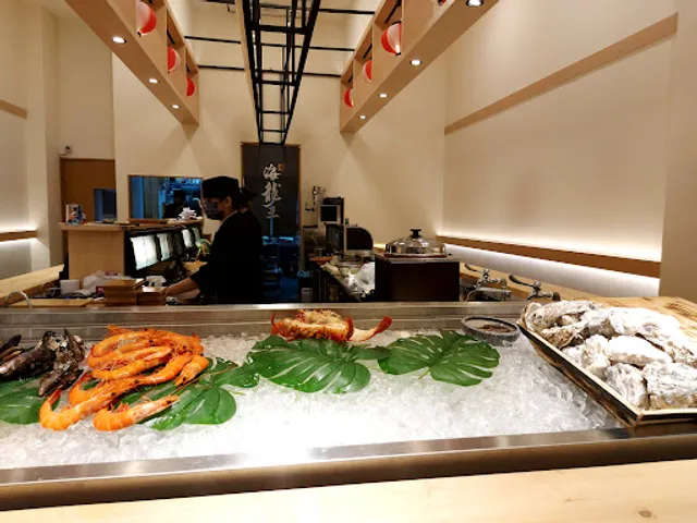 海龍王壽司丨高雄美食丨左營必吃丨高鐵推薦餐廳丨日本道地料理丨推薦壽司餐廳丨活體海鮮