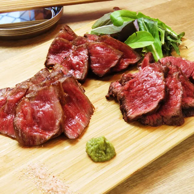 牡蠣と和牛の奴隷