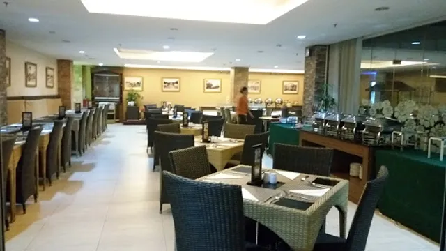 Srikandi Bar & Restaurant