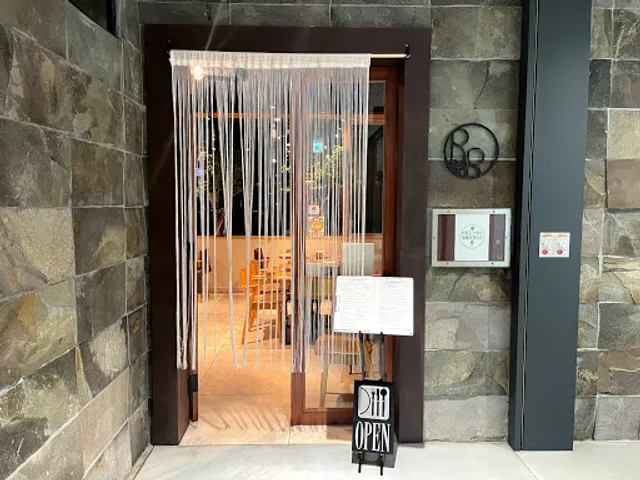 ロースト＆グリルレストラン レストロリンROAST&GRILL RESTRANT RESTRO RIN