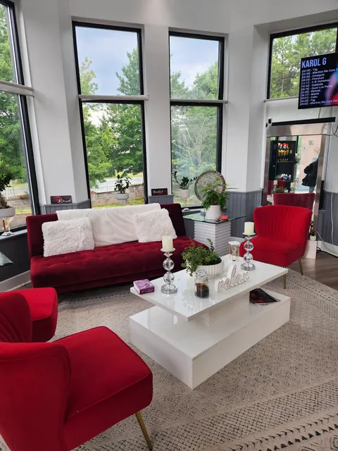 Alexa’s Beauty Lounge & Institute