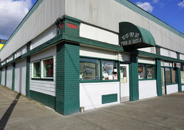 Town Pub