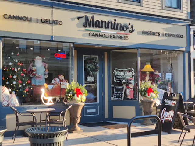 Mannino’s Cannoli Express